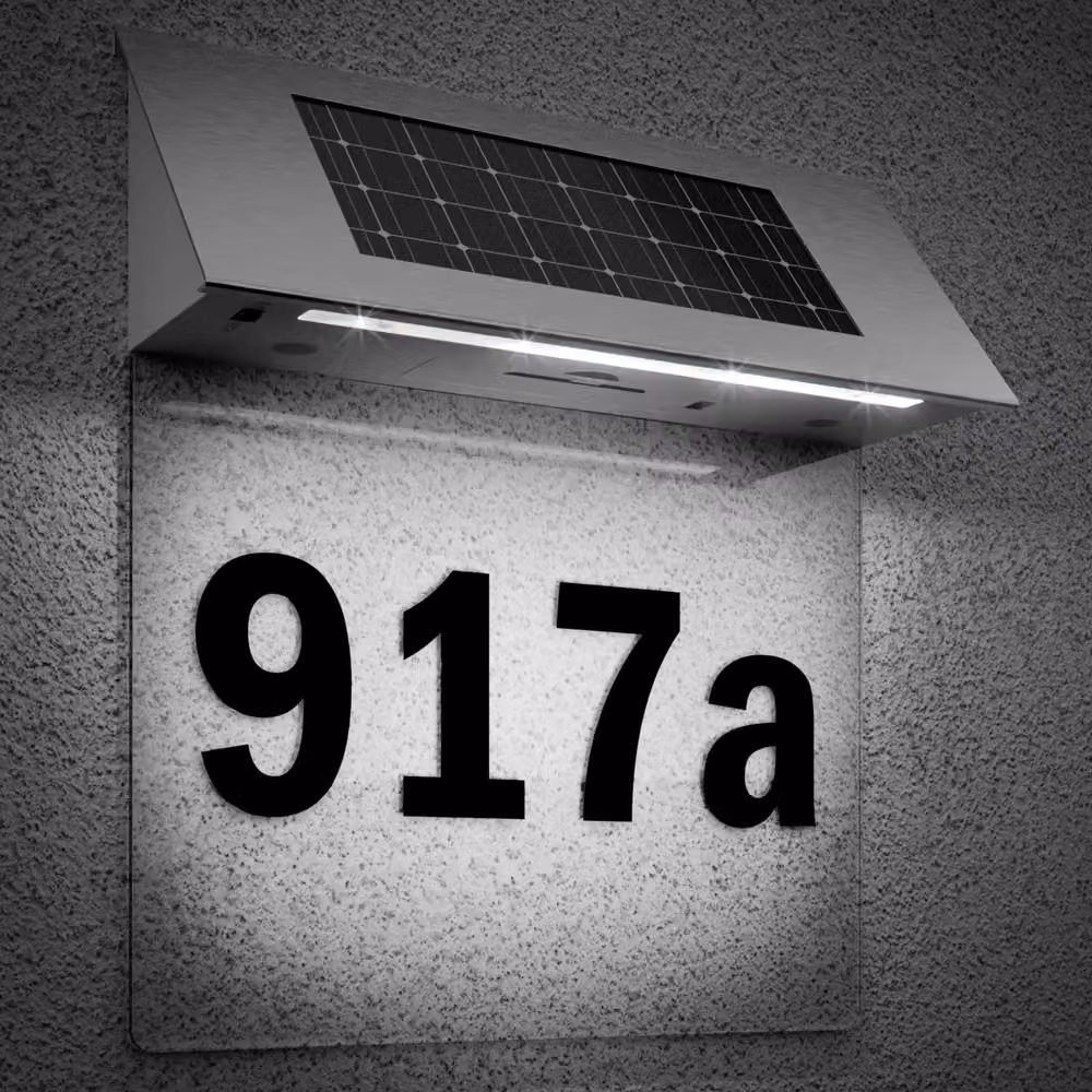 Numero civico Monzana con pannello solare trasparente e luce LED warm white, colore argento, L: 19 cm, P: 18,5 cm, H: 6 cm – 2