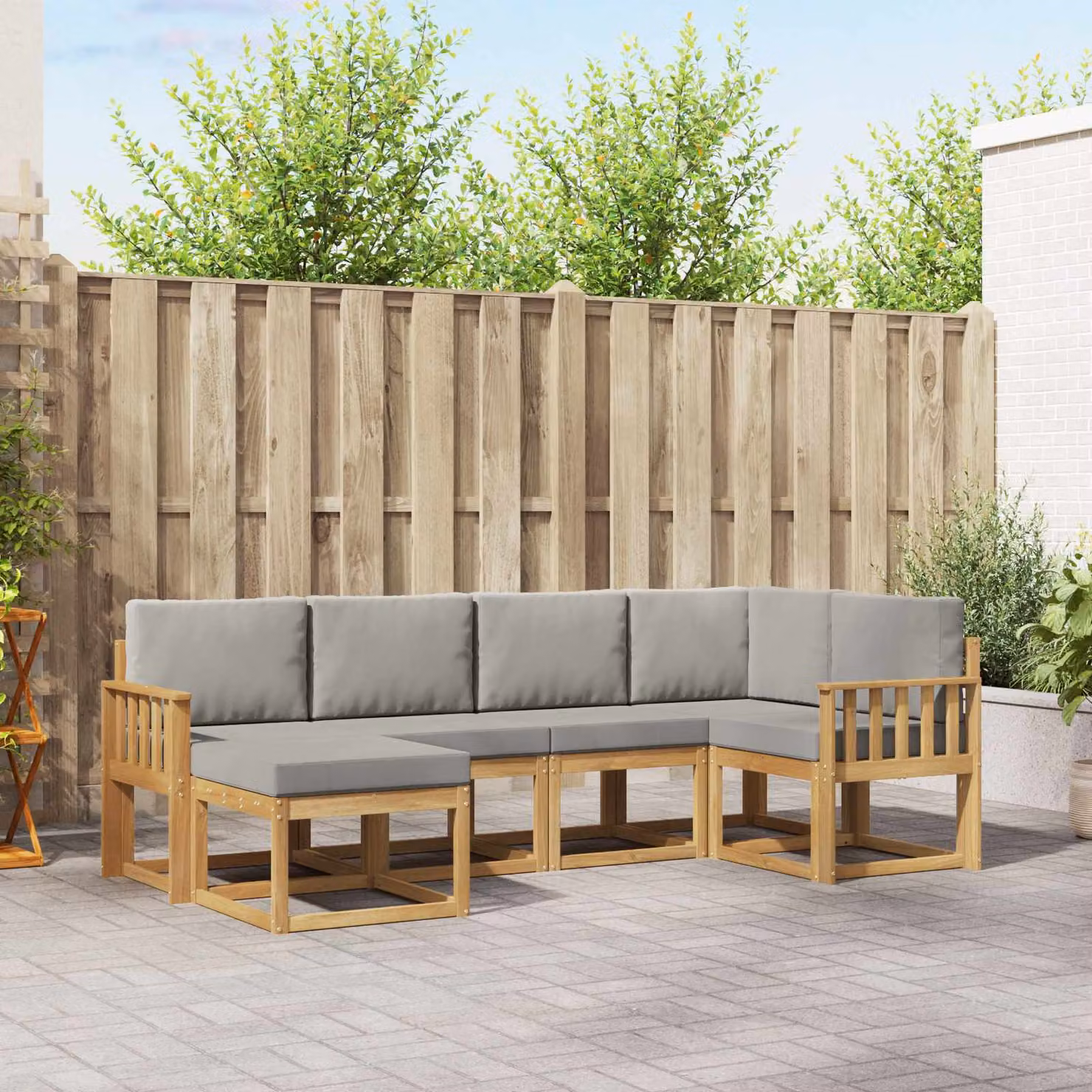 Set di divani da esterno vidaXL a forma di L composto da 6 pezzi in legno di acacia con cuscini inclusi, Bianco, Grigio e Marrone