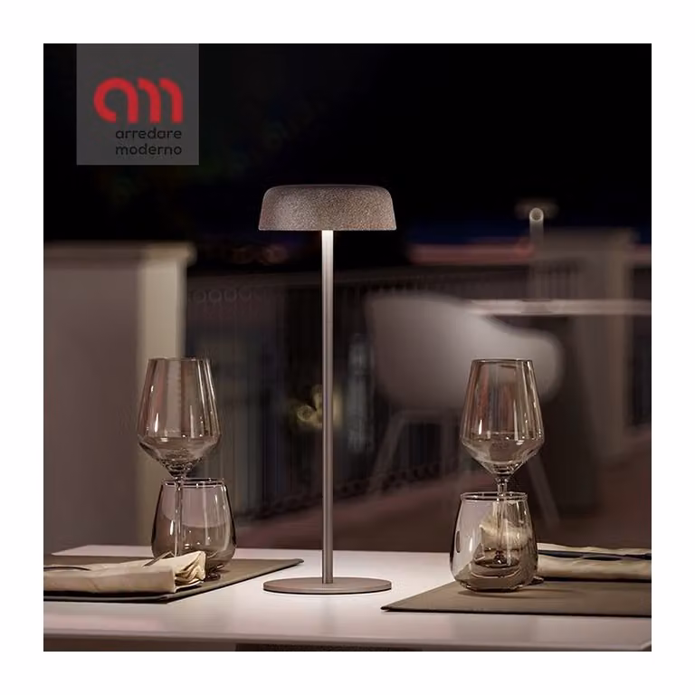 Lampada Fade Metal Plust da tavolo