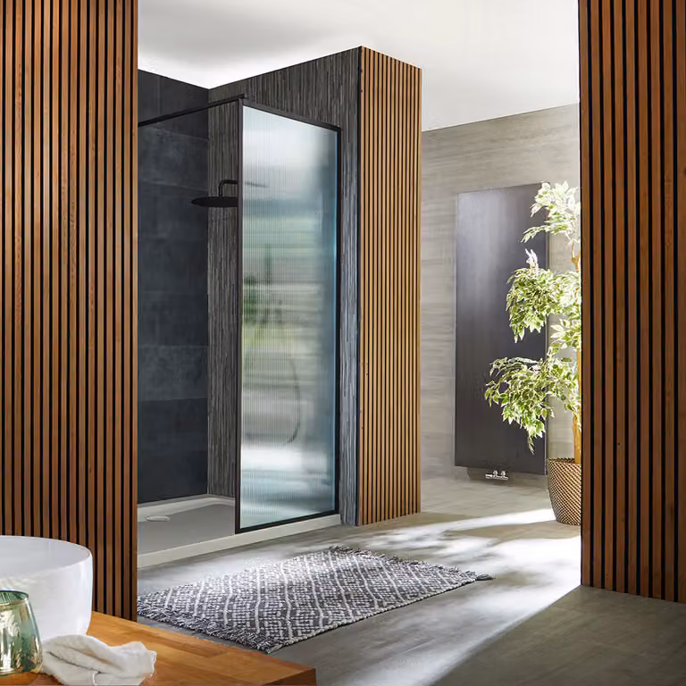 Box Doccia Walk-In Vetro Scanalato Nero Con Piatto 1100x700mm