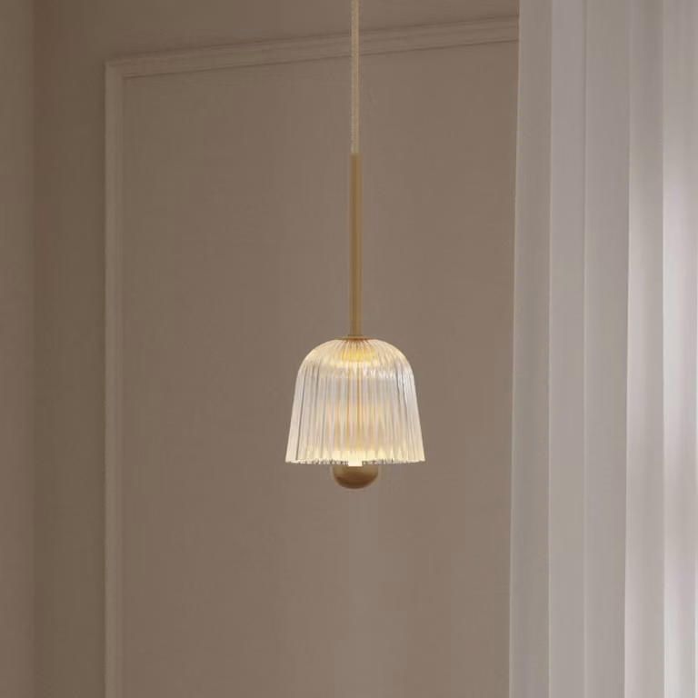 Nuura Aps Lampada a sospensione Asteea, dimmerabile, Ottone / Oro, Soggiorno / Sala da pranzo, Metallo, Scandinavo, Lampada a sospensione