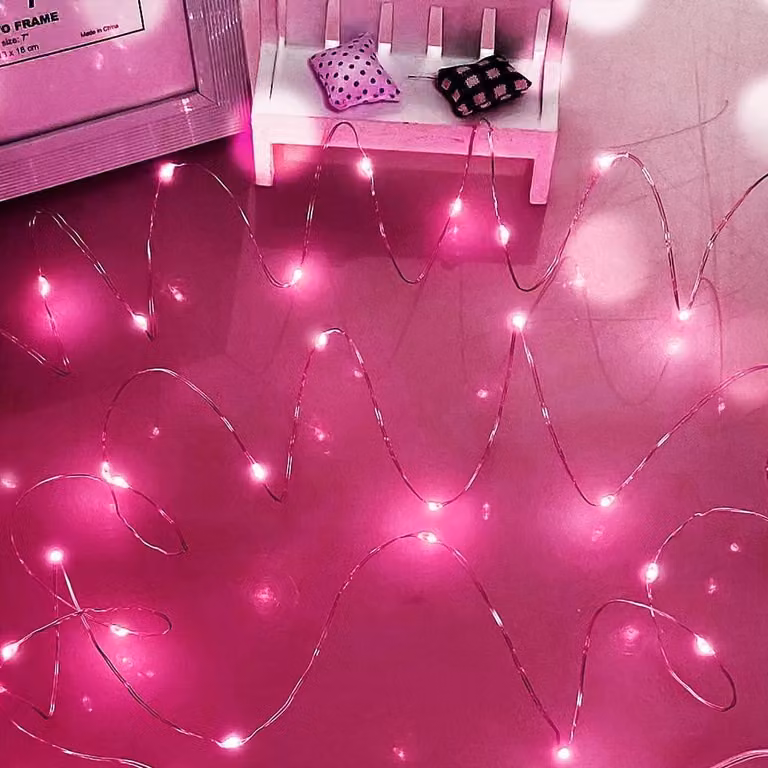 Catena luminosa a LED, 50 luci, lunghezza 5 metri, colore rosa, alimentazione a batteria, grado di protezione IP65