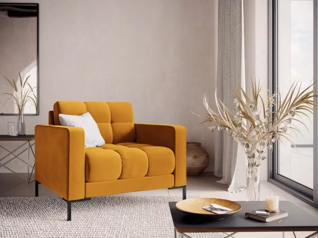 Poltrona Bali Cosmopolitan Design in velluto giallo con struttura in metallo nero e braccioli – 2