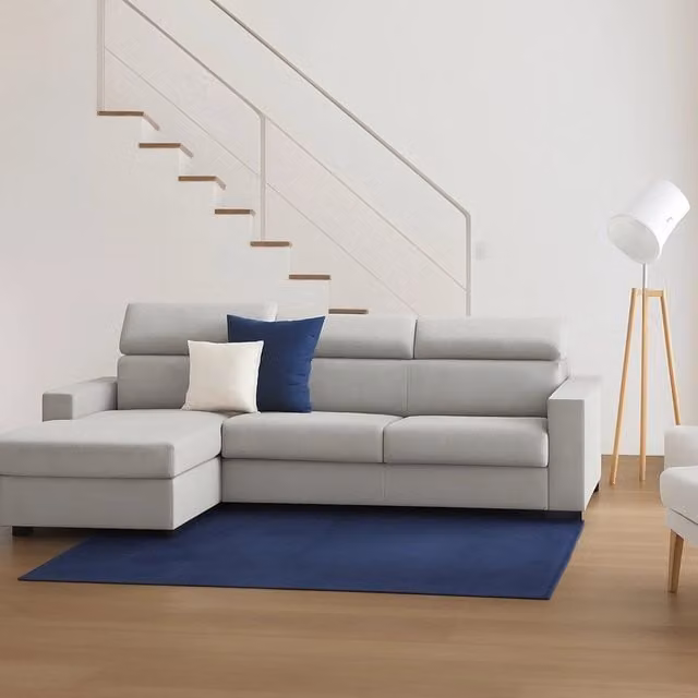 Divano ad angolo Akela Talamo Italia con chaise longue sinistra e contenitore, in tessuto grigio, L: 280 cm, H: 85 cm, P: 95 cm