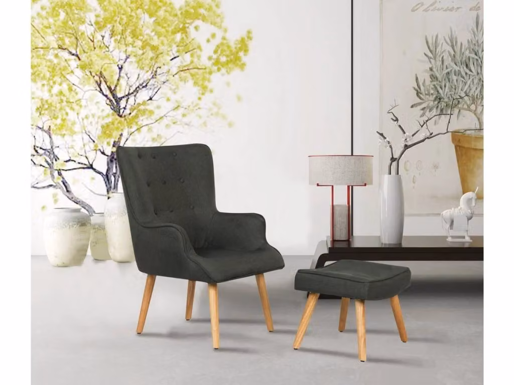 Poltrona lounge Odense in stile scandinavo con pouf, rivestimento in tessuto grigio e struttura in legno – 2
