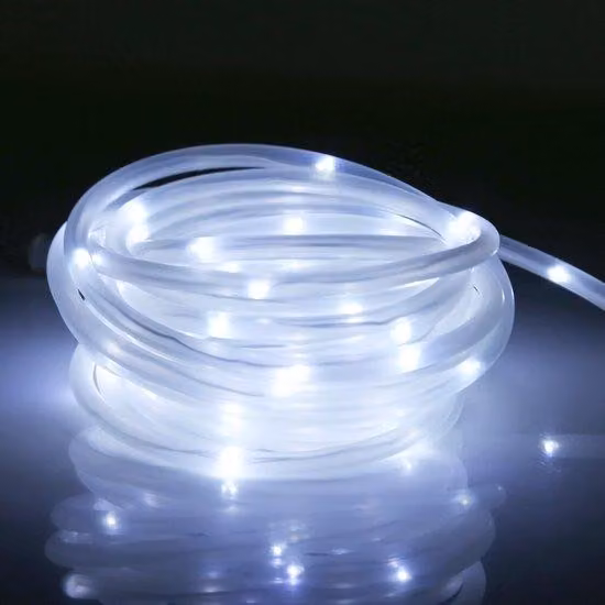 Catena luminosa solare per esterni Ibenzoa®, 12 metri – 100 LED (10 cm), grado di protezione IP65, batteria NiMH integrata, cavo di alimentazione da 2 metri, 2 modalità di illuminazione, accensione automatica al crepuscolo
