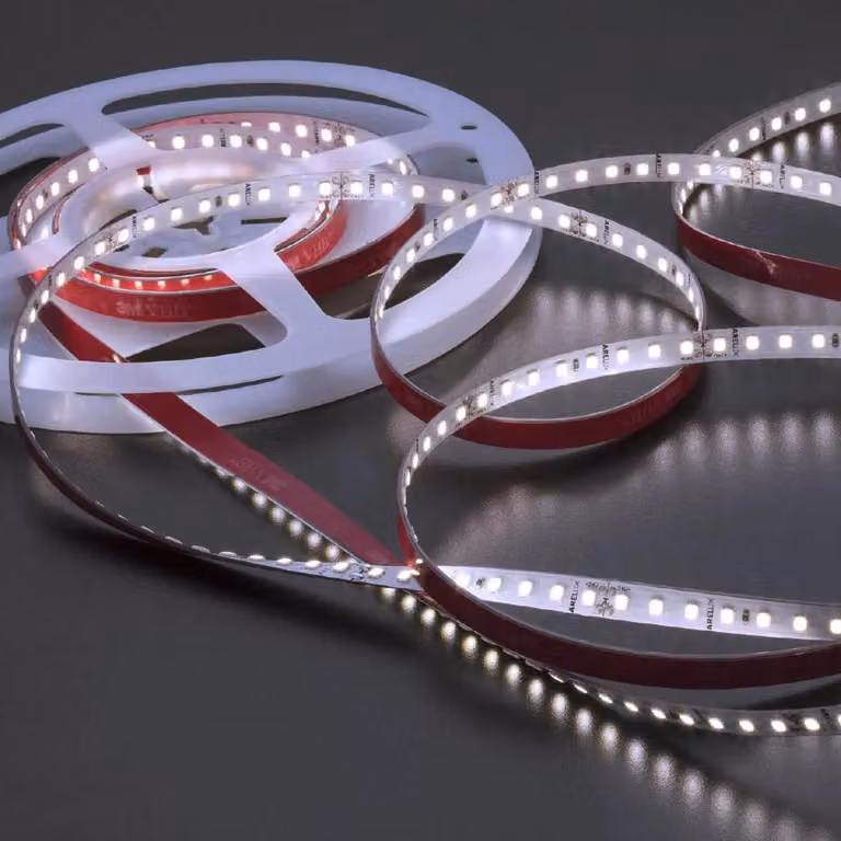 ARELUX XRIBO IP20, striscia LED, 5 metri per rotolo, 12W/metro, 128 LED/metro, 24V DC, indice di resa cromatica (CRI) 80, angolo di emissione >115°, temperatura di colore 2700K