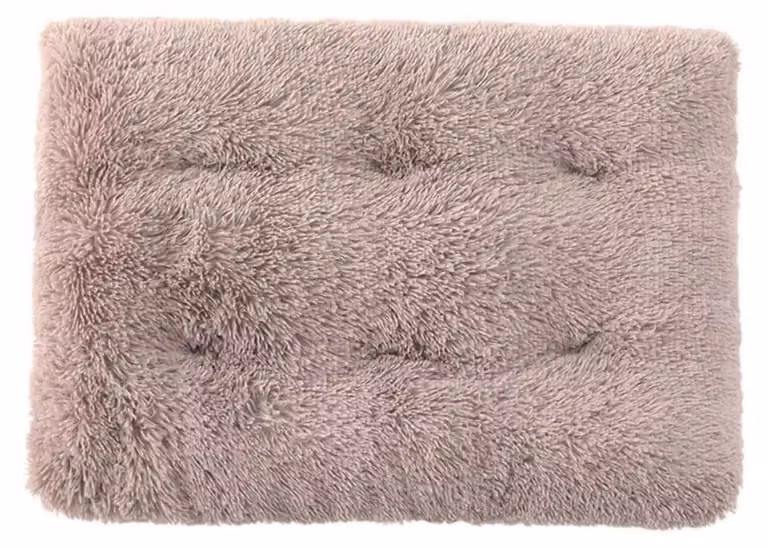 Cuccia per cani rettangolare, morbida e in peluche, ideale anche per gatti. Letto caldo e confortevole con base antiscivolo. Colore: taupe. Dimensione: S, 55x40 cm