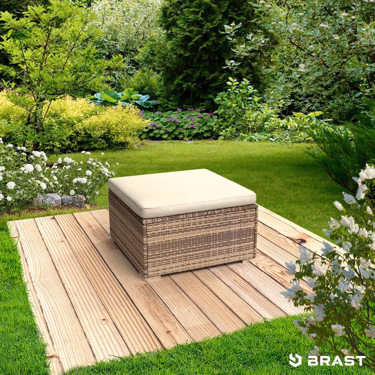 Sgabello in polyrattan marrone