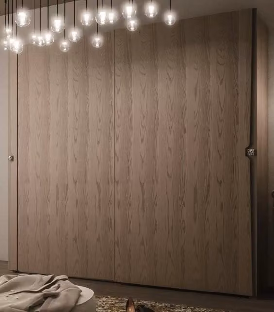 Armadio moderno con 2 ante scorrevoli in legno di frassino grigio Mobili 2G L/P/H: 285 x 66 x 253 cm