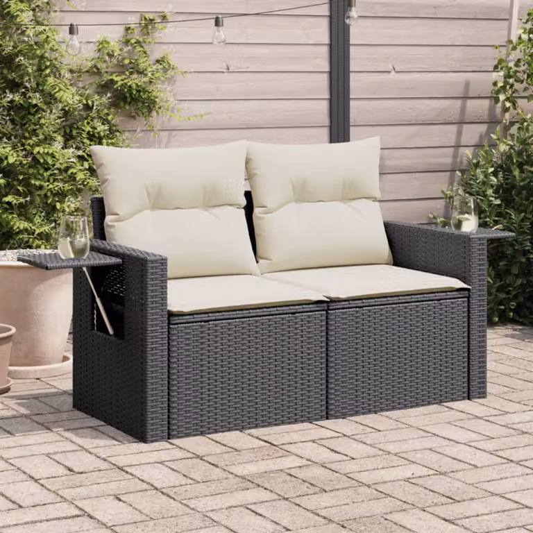 vidaXL Divano da Giardino a 2 Posti in Polyrattan con Cuscini Bianchi e Nero L: 124 cm, P: 69 cm, H: 62 cm