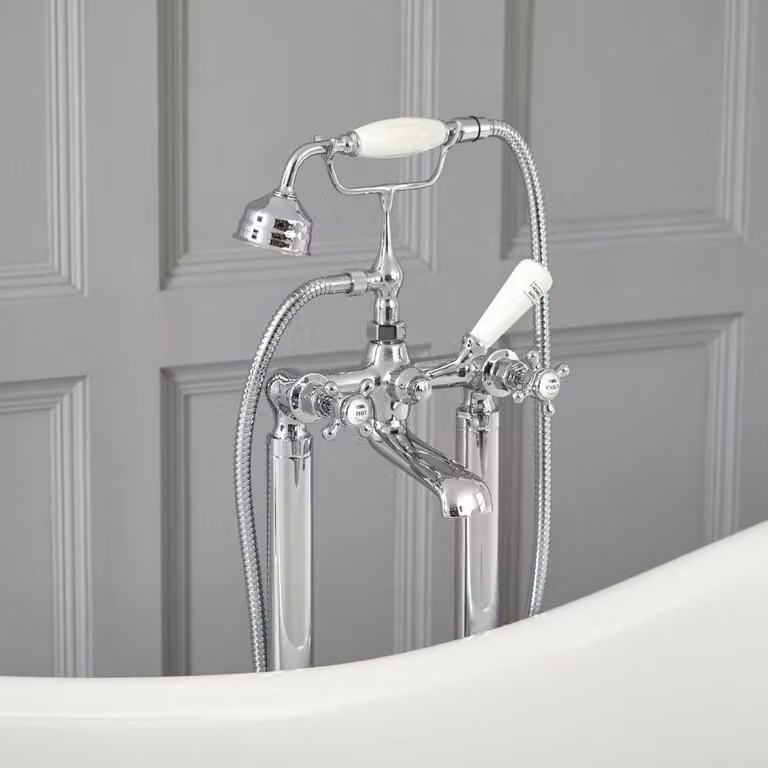 Gruppo Vasca Freestanding a Croce Disponibile Con Diverse Finiture - Elizabeth