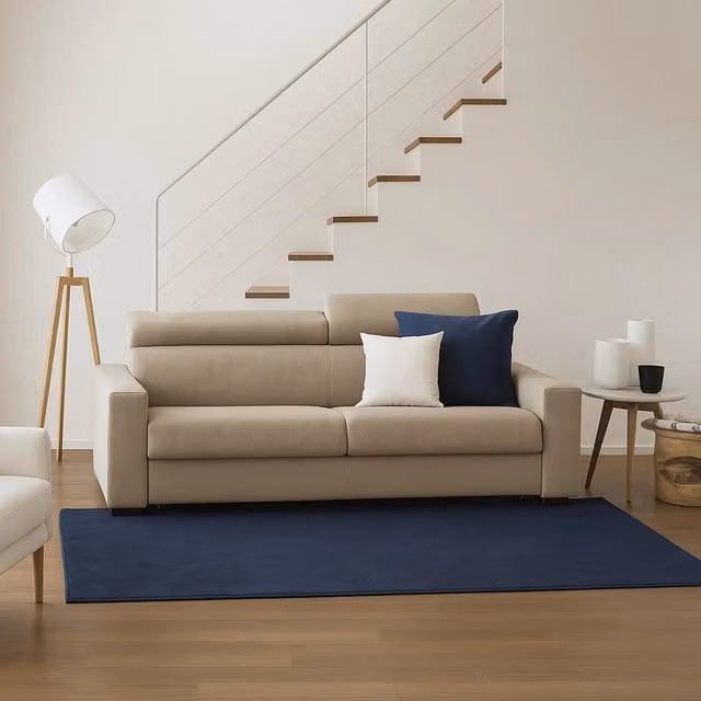 Divano a 3 posti Matrice TALAMO ITALIA in tessuto beige con poggiatesta regolabili L: 220 cm, P: 95 cm, H: 85 cm