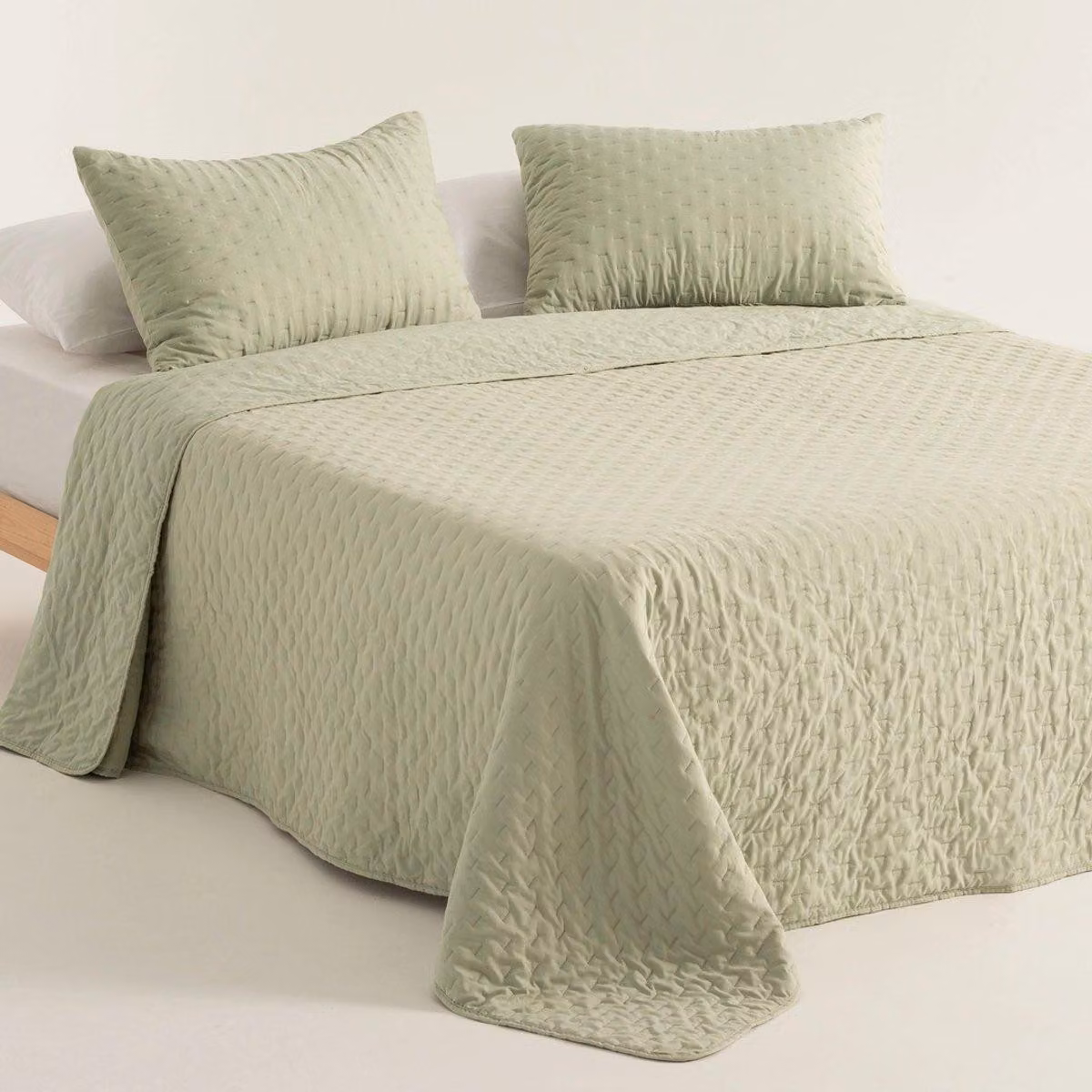 Set completo per copripiumino trapuntato GAMUSI, dimensioni 235x270 cm + 2 federe – Trapunta in poliestere leggero e morbido – Verde –  OEKO-TEX