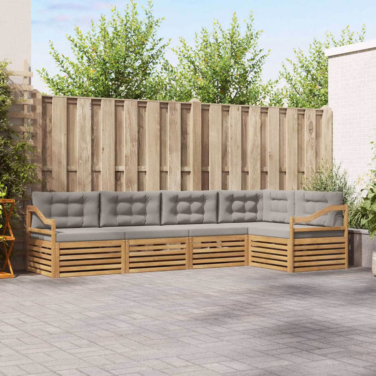 Set di divani da esterno a L vidaXL in legno di acacia con cuscini, Bianco, Grigio e Marrone