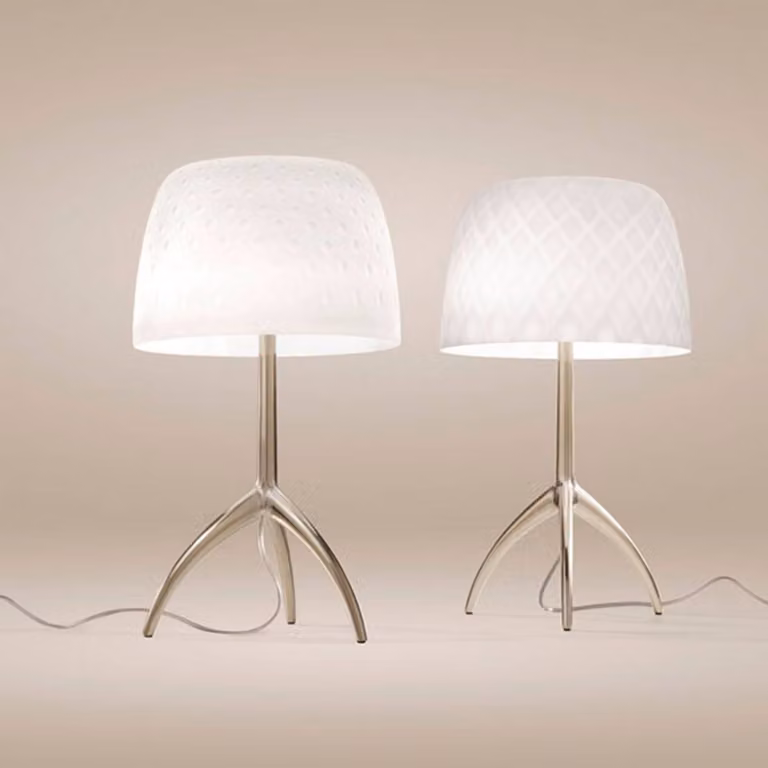 Foscarini Lampada da tavolo di design Lumiere, Bianco / Opale, Soggiorno / Sala da pranzo, Vetro, Design, Lampada da tavolo