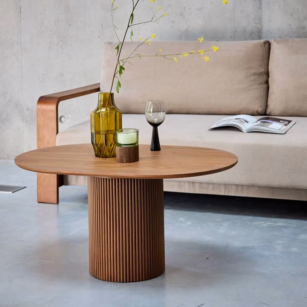Tavolino ovale Sweeek in legno color noce con finitura opaca L: 60 cm, P: 45 cm, H: 10 cm – 2