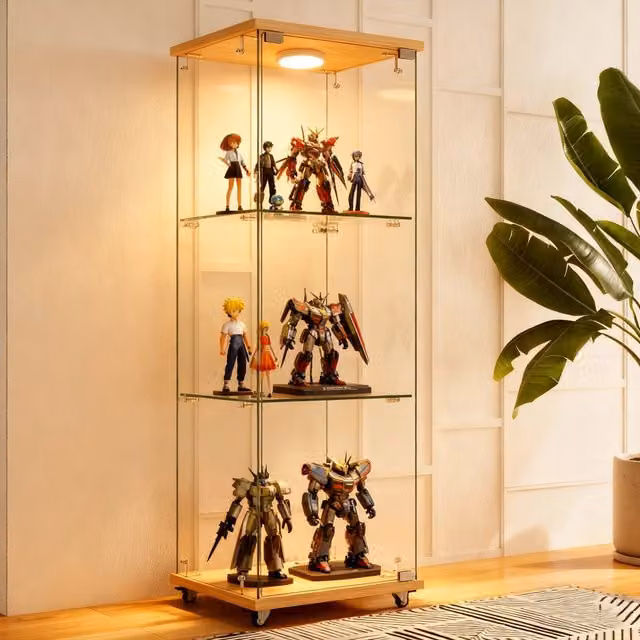 Vetrina OKWISH moderna con anta in vetro, illuminazione LED integrata e 3 ripiani, colore beige e trasparente, L: 124.5 cm, P: 49.0 cm, H: 11.7 cm