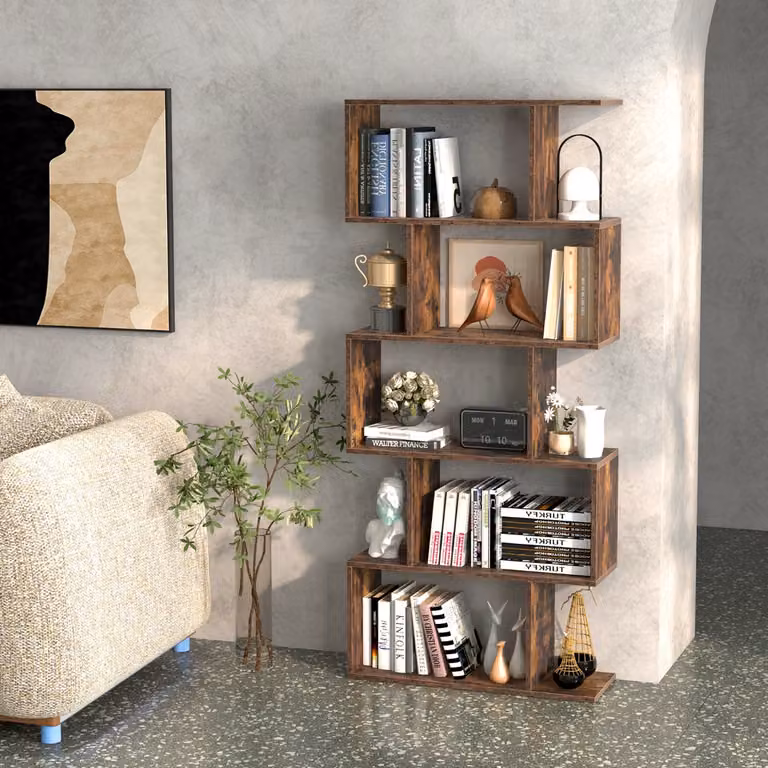 Scaffale Costway con 5 ripiani a forma di S, Libreria geometrica moderna in legno marrone con dispositivo antiribaltamento