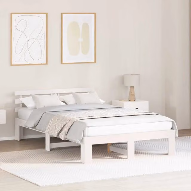 Letto in pino massello bianco con struttura, giroletto e rete a doghe fisse L/P/H: 140 x 190 x 66 cm