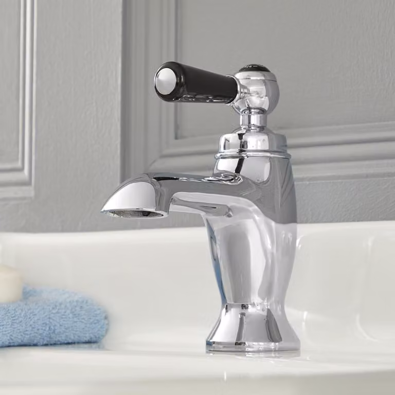 Rubinetto Monoforo per Lavabo a Leva - Design Tradizionale Monocomando Cromo/Nero - Elizabeth