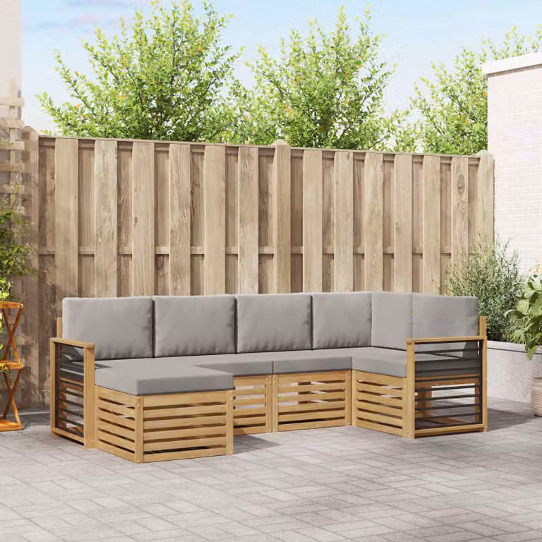 vidaXL Set di divani da esterno a L composto da 6 pezzi in legno di acacia con cuscini bianchi e grigi