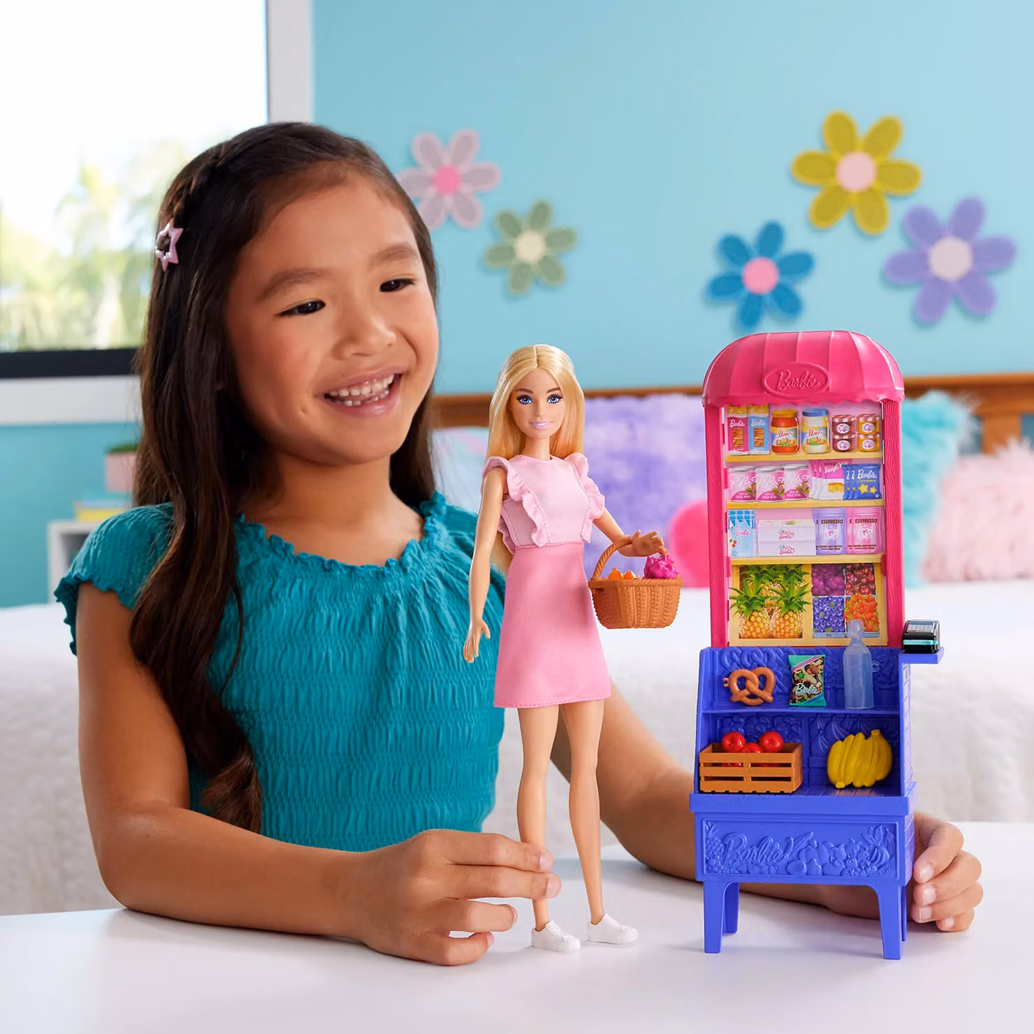 Mattel Barbie Malibu at the Market Set con Bambola e 11 Accessori Multicolore – 2