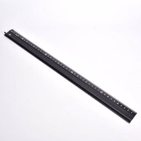 Riga a L in metallo per il fai da te - Alluminio, lunghezza 45 cm.
