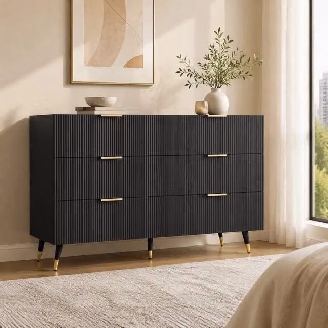 Madia nera con 6 cassetti; dettagli dorati e pannello truciolare; 120 x 77 x 40 cm