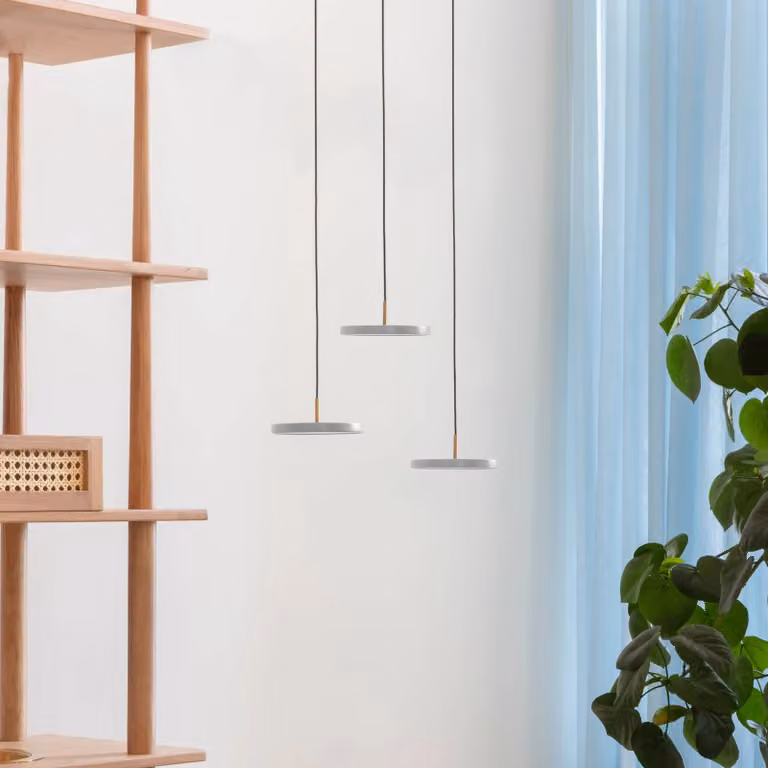 UMAGE Lampada a sospensione Asteria Micro V2, dimmerabile, Alluminio / Grigio / Zincato, Soggiorno / Sala da pranzo, Alluminio, Scandinavo, Lampada a sospensione