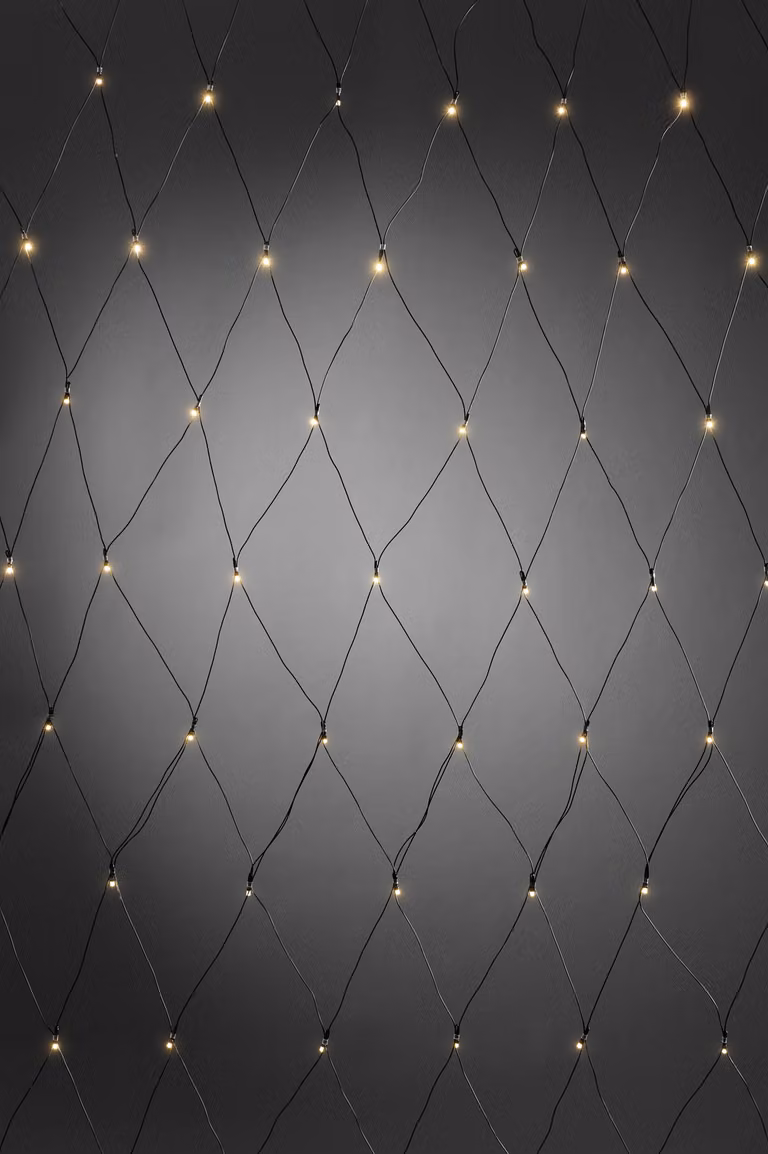 Konstsmide - Rete luminosa a LED, con sensore di luminosità e timer 6h e 9h, 80 diodi bianco caldo, a batteria, per esterni (IP44), cavo nero 2 x D 1,5V (escl.); 3727-100