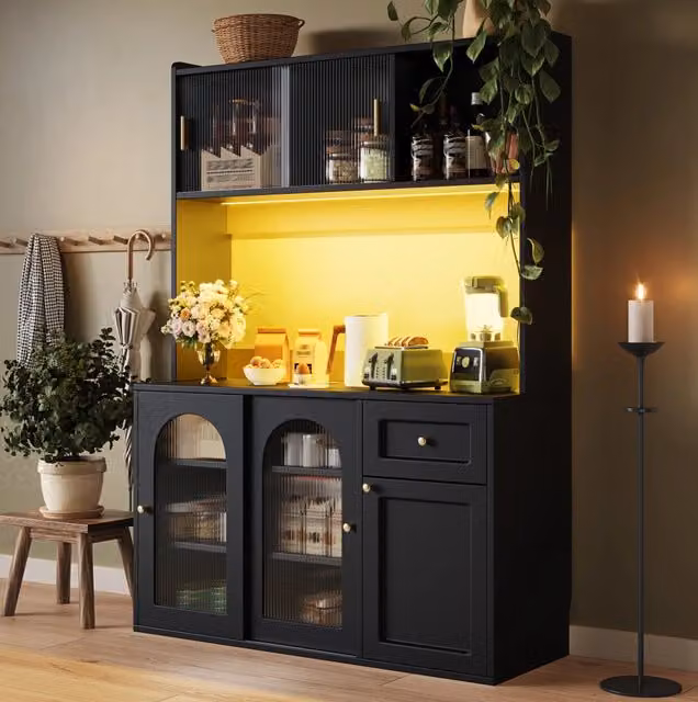 Mobile alto ULEVR 120x35x167 cm con ante scorrevoli in vetro, ripiani regolabili, cassetti e LED, nero