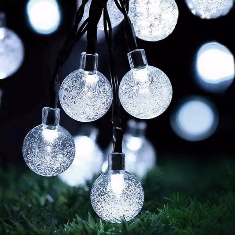Catena luminosa a LED solare, 10 metri, 40 sfere di cristallo, grado di protezione IP44, 8 modalità