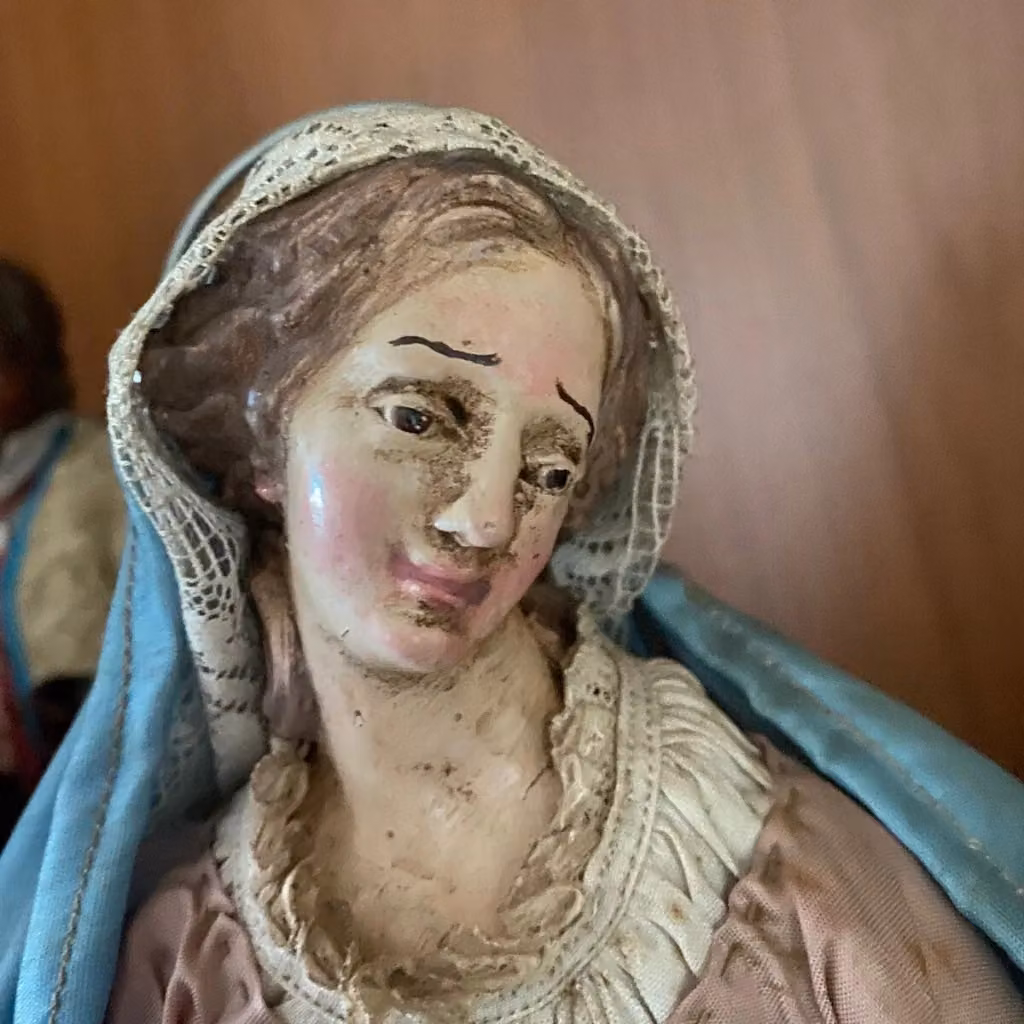 Presepe della Natività San Gregorio Armeno con Maria, Giuseppe e Gesù, decorazione in ceramica multicolore dipinta a mano di Robertagor – 2
