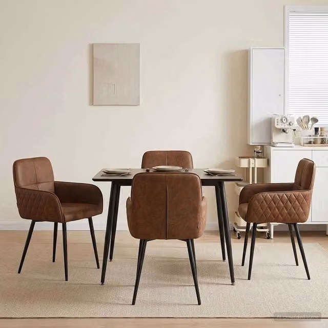 Sedie da pranzo 4 pz Pelle Scamosciata Sintetica Marrone 3428229