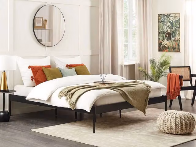 Letto matrimoniale BELIANI in stile industriale con struttura in metallo nero e rete a doghe fisse L/P/H: 180 x 200 x 100 cm – 1