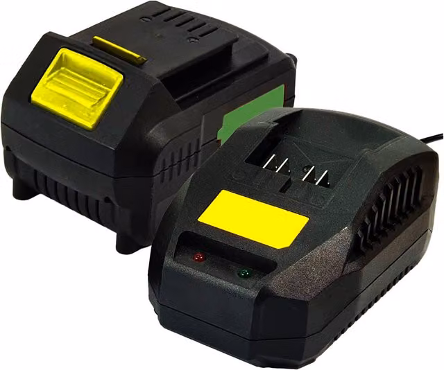Set Batteria KOMBO Li-Ion da 4,0 Ah e Caricabatteria 900W con 4 LED Nero