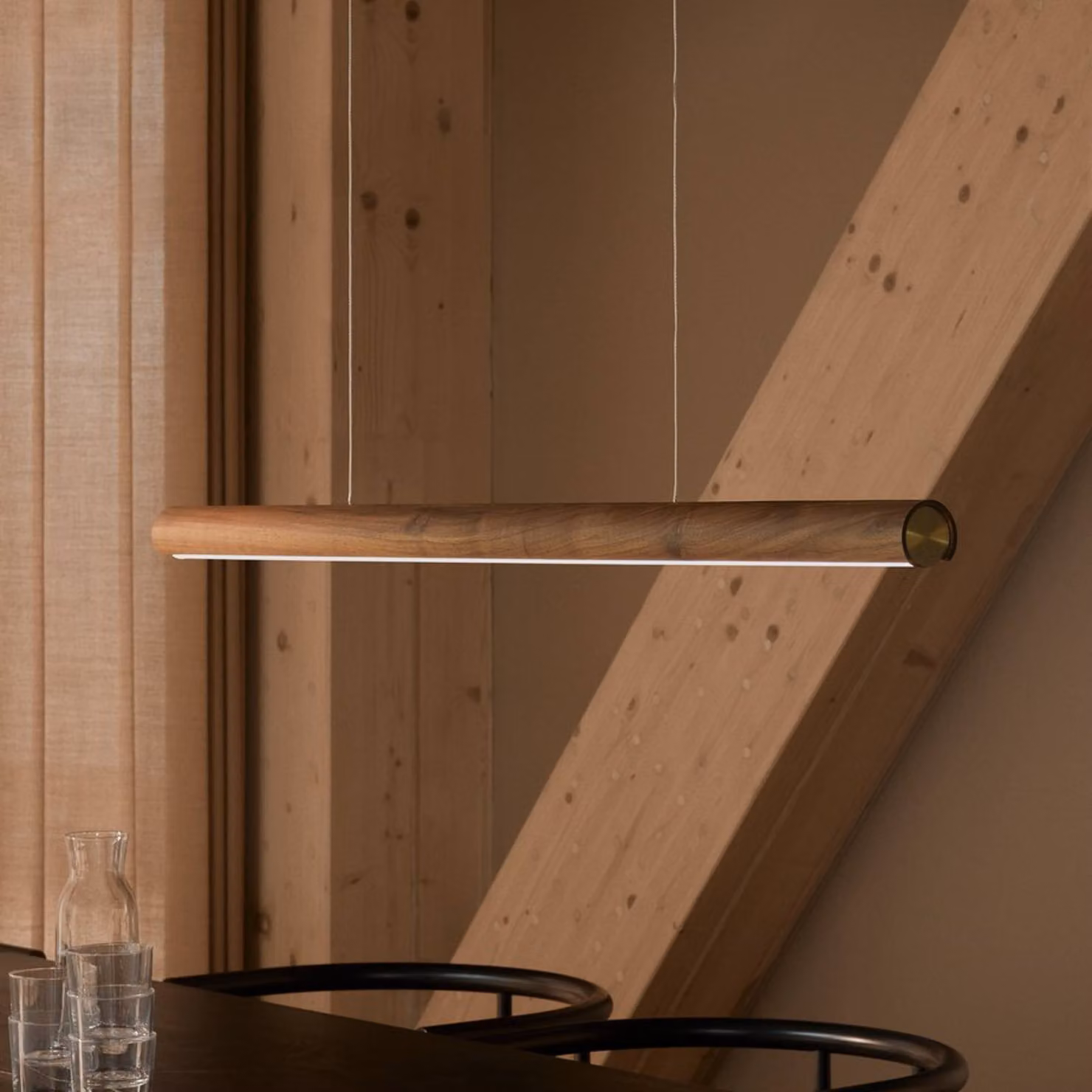 DFTP by Nordlux Lampada a sospensione Akeno, dimmerabile, Legno scuro, Soggiorno / Sala da pranzo, Legno, Moderno, Lampada a sospensione