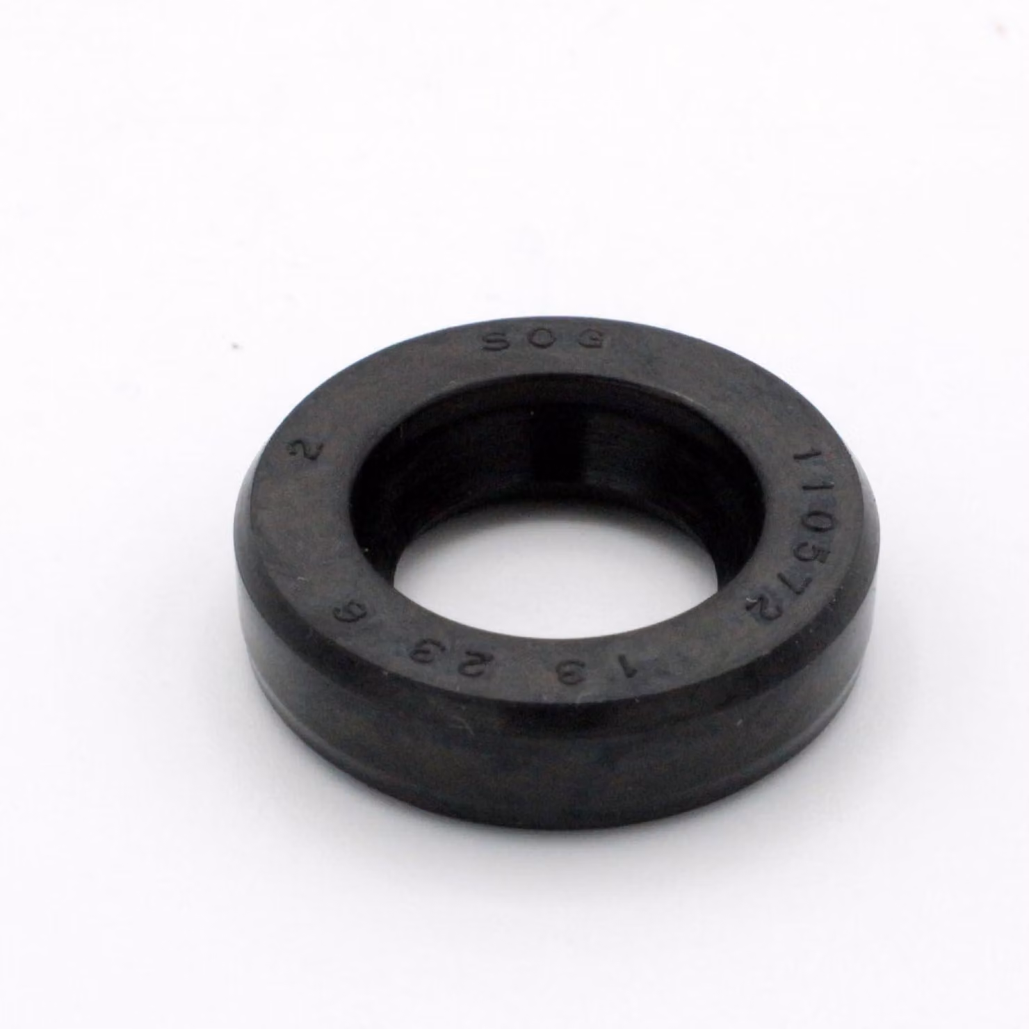 Guarnizione radiale per albero, dimensioni 13x23x6 mm, materiale NBR 70, conforme alla norma DIN 3760