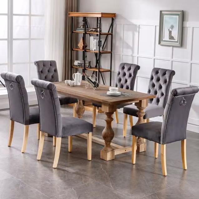 Set di 6 Sedie da Pranzo in Velluto Grigio con Gambe in Rovere e Dettagli Buttoned