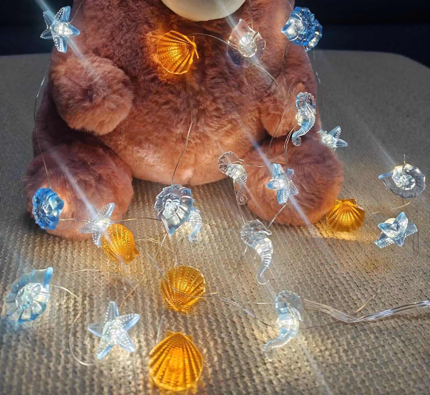 Catena luminosa a forma di creature marine, lunghezza 3 metri, 30 LED, alimentazione a batteria