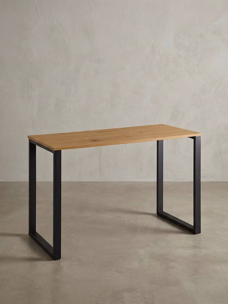 Scrivania in rovere, robuste gambe in metallo, versatile, stabile, moderna. 120x60x76 cm | Kadima Design