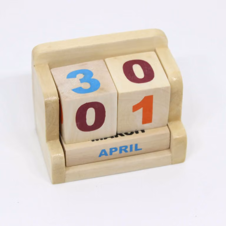 Calendario da scrivania minimalista - Blocchi di legno - Finitura naturale