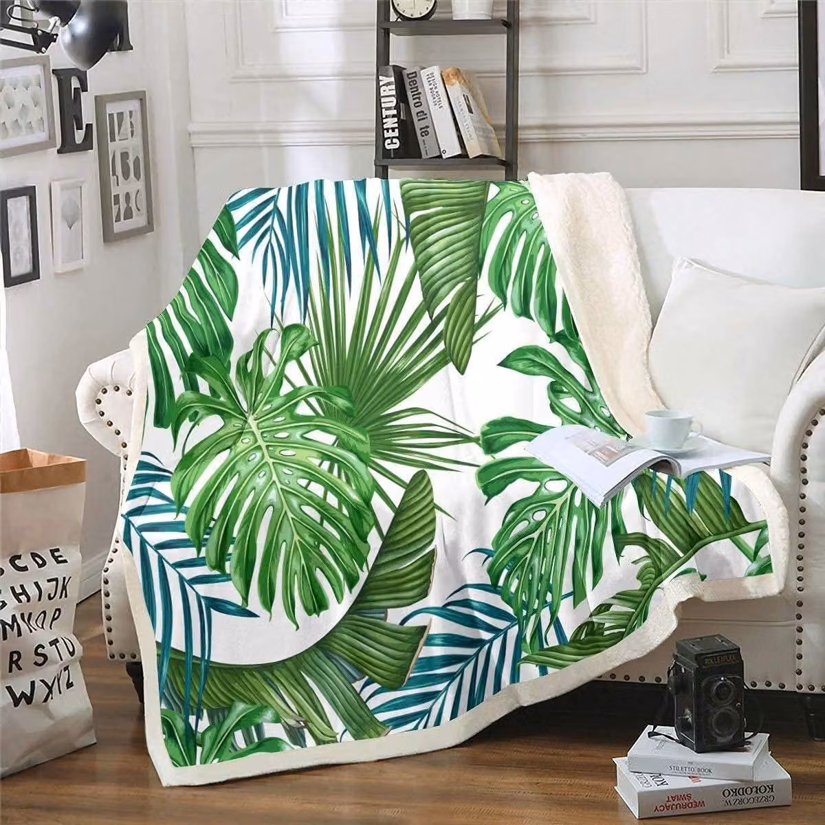 Solidchoice - Coperta in pile con motivo di foglie tropicali, ideale per divano e letto