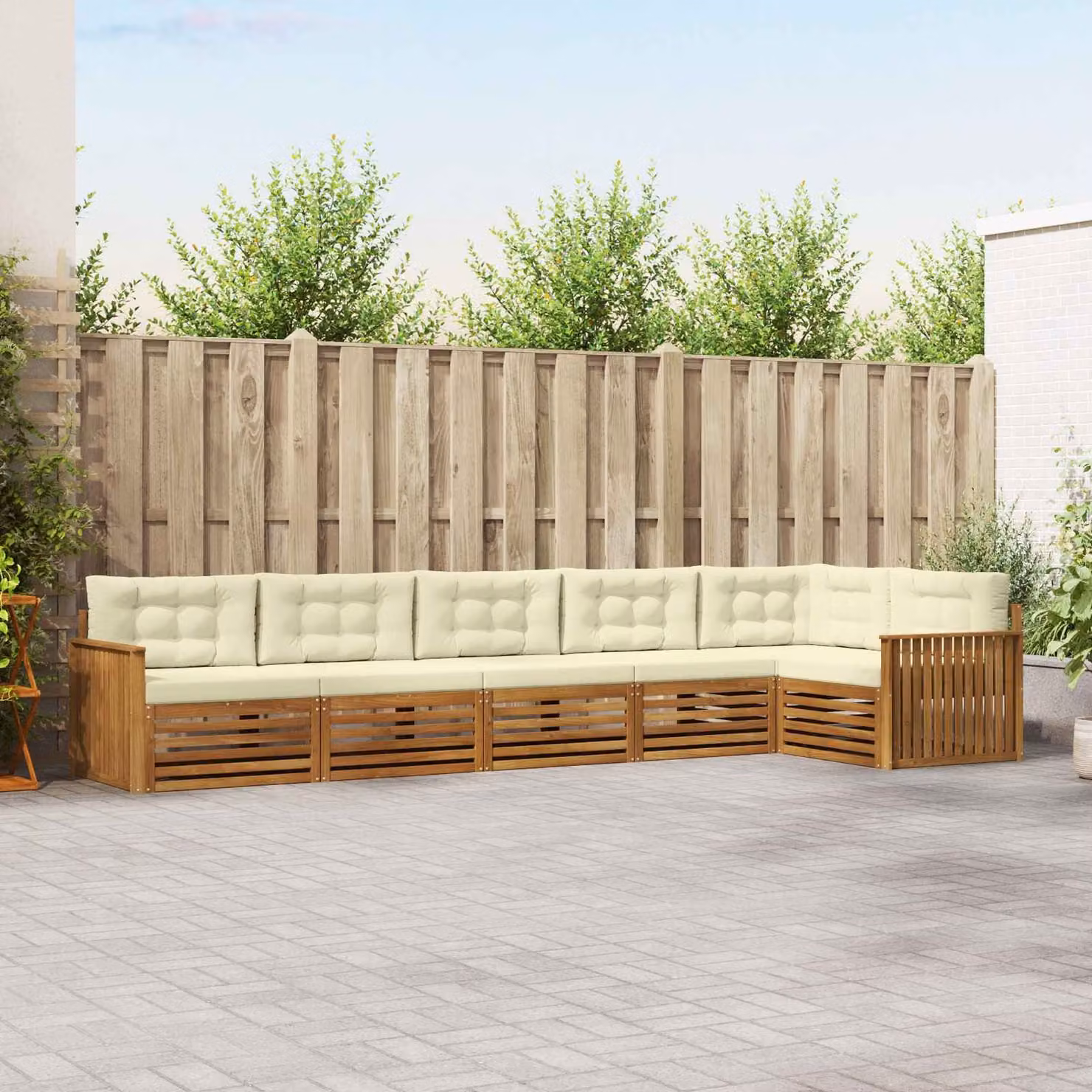 Set di divani da esterno vidaXL a forma di L in legno di acacia con cuscini, 6 pezzi, Beige e Bianco
