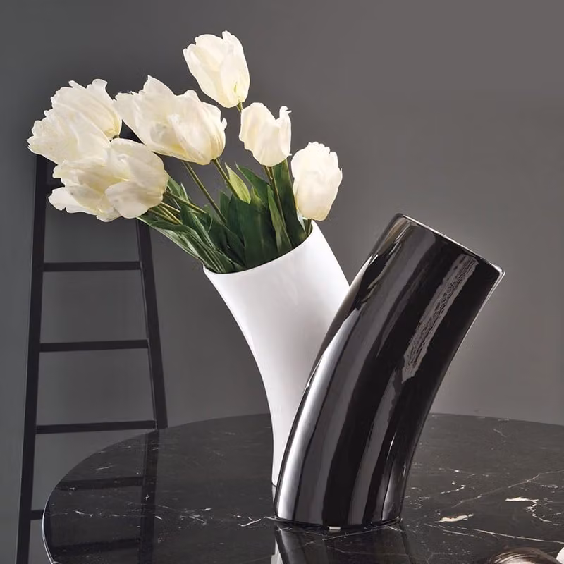 Vaso in Ceramica Abbraccio Adriani e Rossi