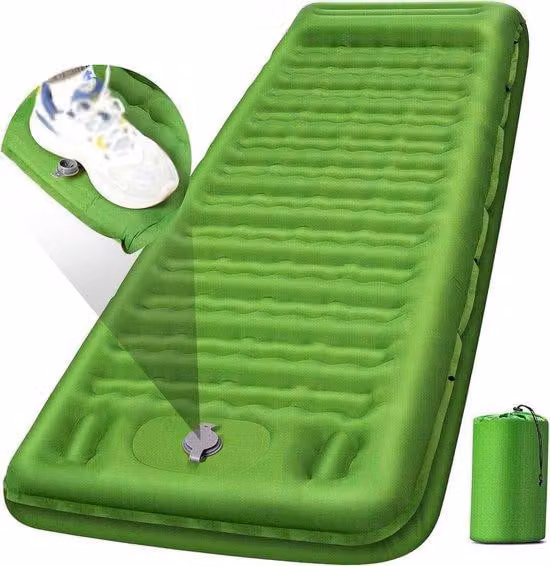 Materasso gonfiabile da campeggio, leggero e compatto, ideale per le attività all'aria aperta - color verde