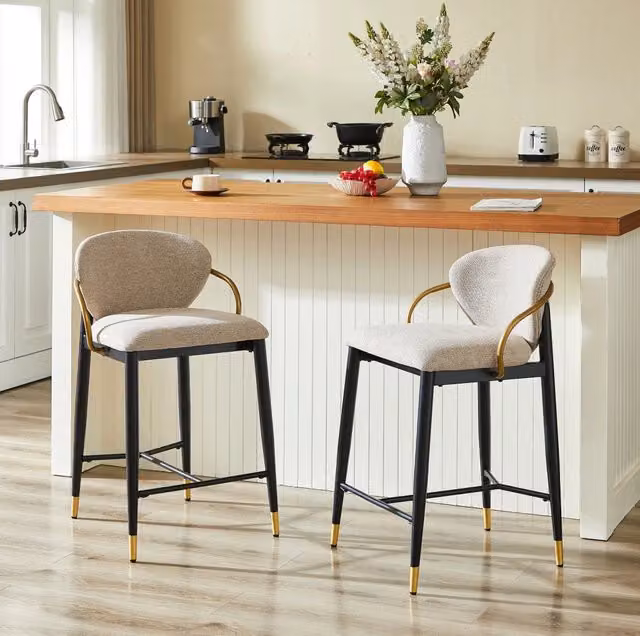 Set di 2 Sgabelli da Bar in Chenille Marrone Chiaro, Altezza Regolabile con Struttura Nero-Oro, Schienale e Poggiapiedi, Ideali per Isola Cucina e Bar