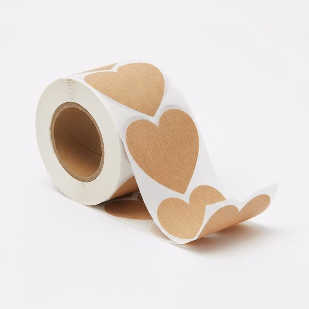 100 etichette a forma di cuore, autoadesive, in carta kraft, di 5 cm