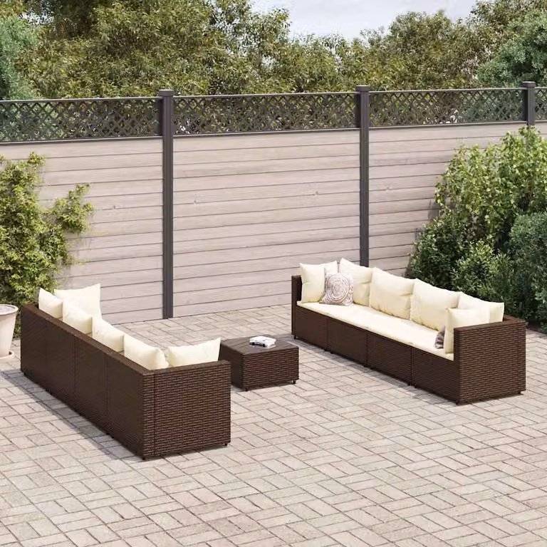 Set di divani da giardino vidaXL 9 pz in rattan marrone con cuscini bianchi e tavolino da esterno con struttura in metallo e design moderno a L